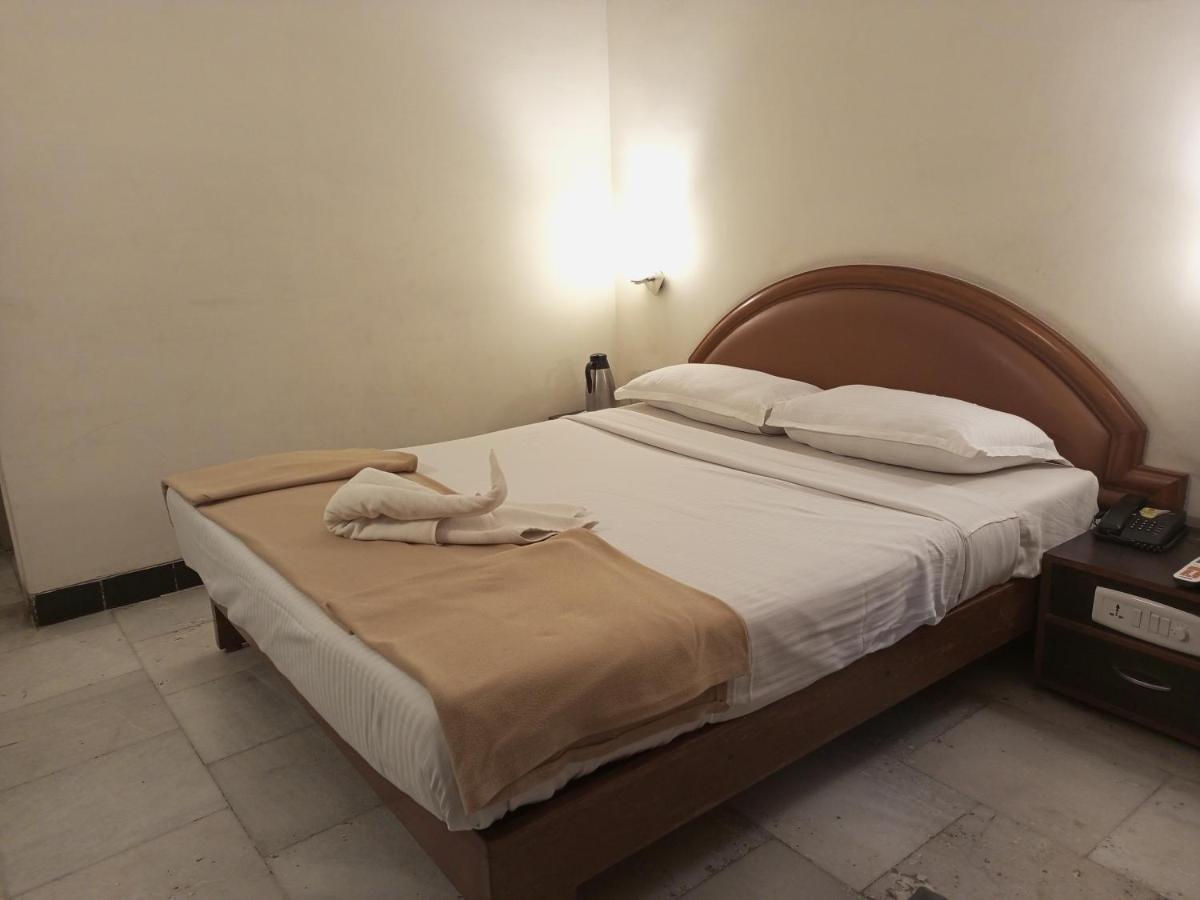 Senthil Residency Hotel Dindigul Buitenkant foto